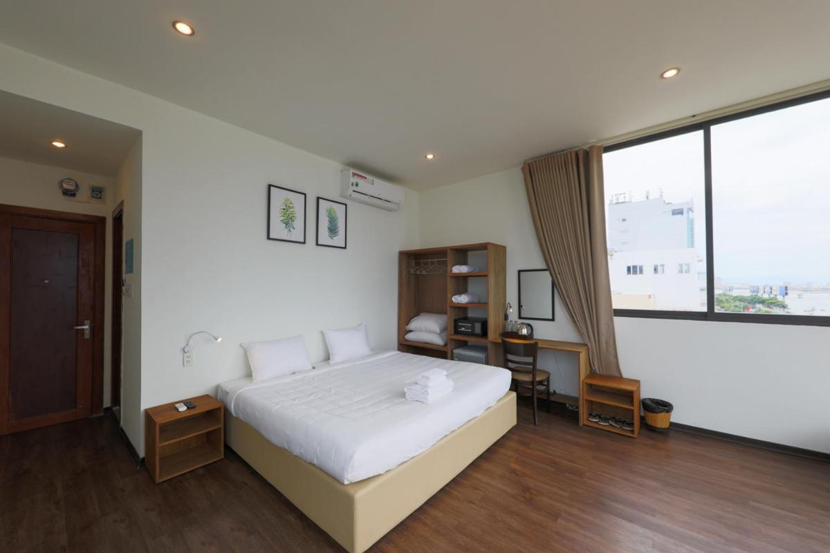 Vitalis Riverside Hotel Da Nang Buitenkant foto