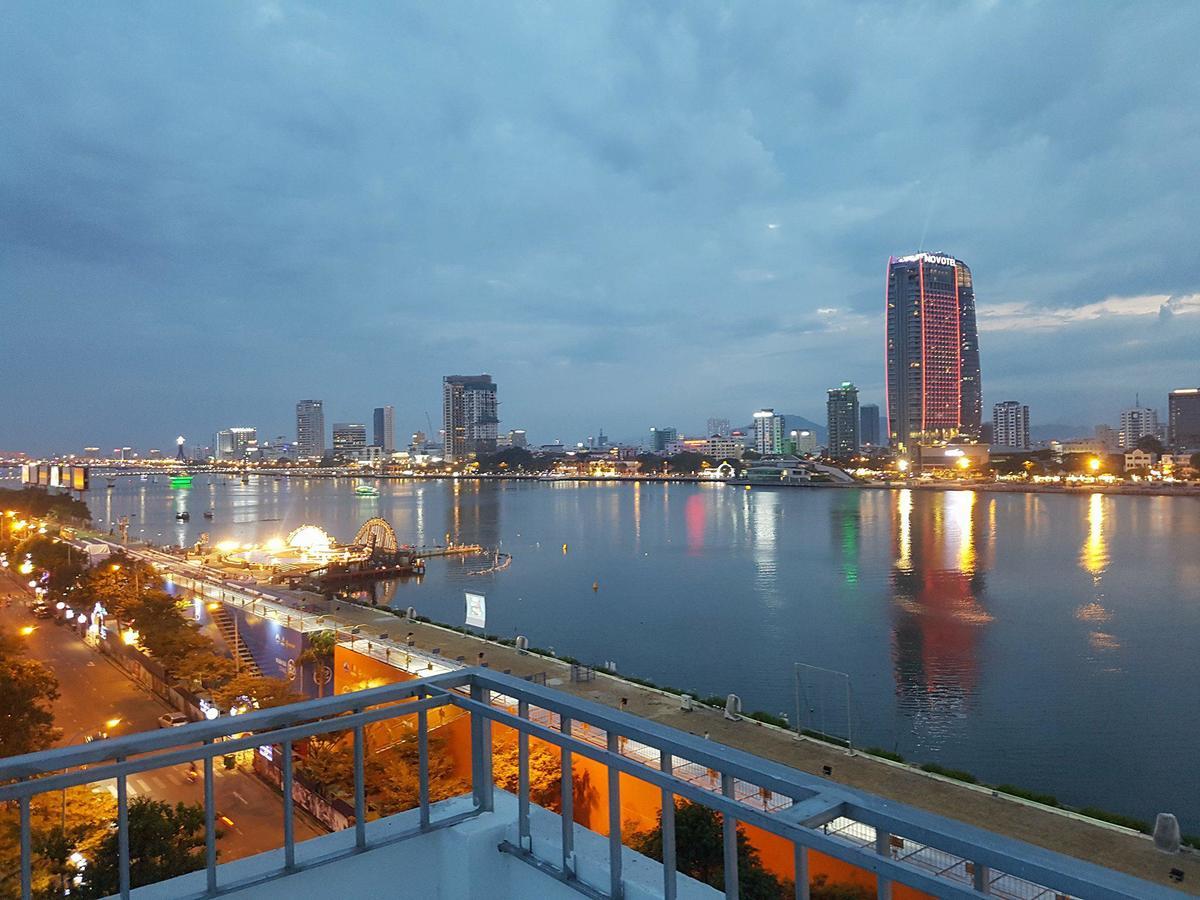 Vitalis Riverside Hotel Da Nang Buitenkant foto