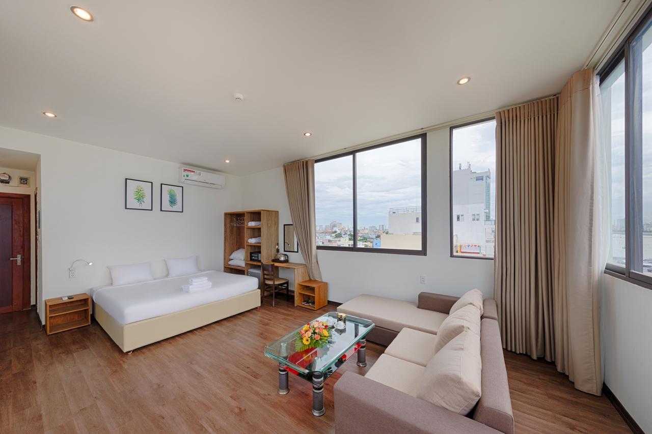 Vitalis Riverside Hotel Da Nang Buitenkant foto